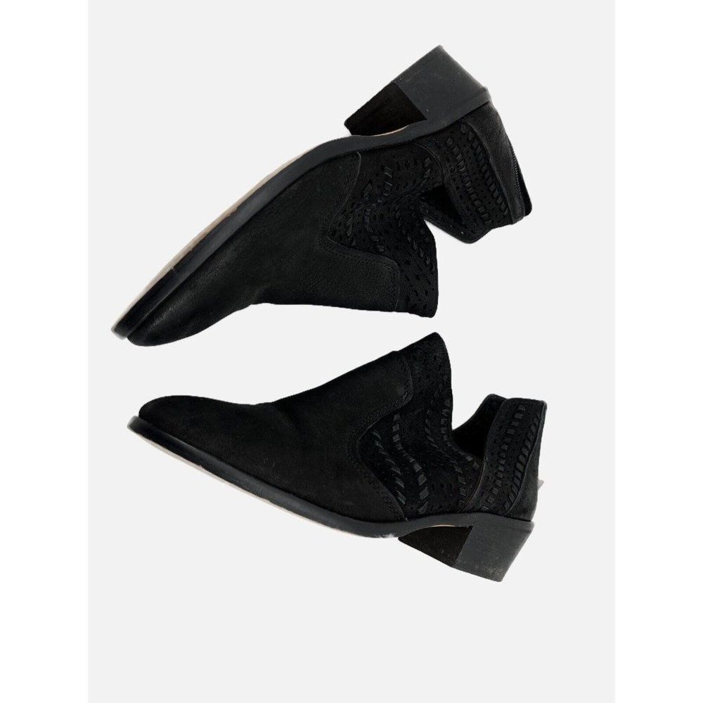 Vince Camuto Black Braided Leather Booties EUC Size 8.5